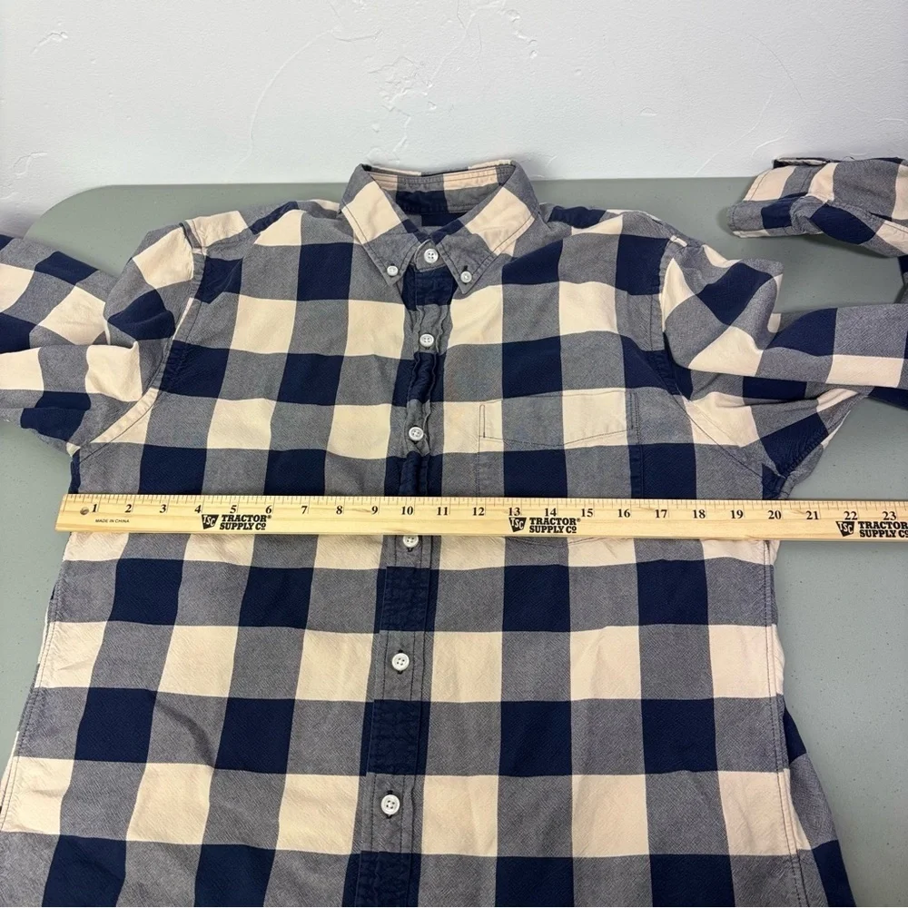 J. Crew Oxford Men's Navy and Beige Plaid Shirt Size Medium Button Front
